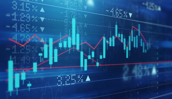 فوائد الاحتفاظ بالأسهم على المدى الطويل