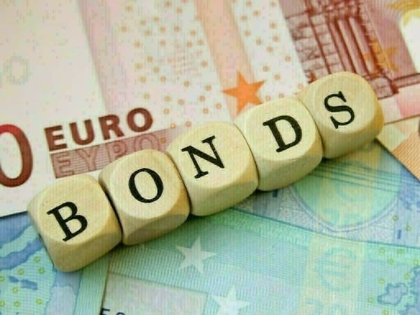 الفرق بين السندات وأذون القروض: أيهما الأفضل للاستثمار؟