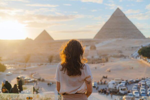 مصر تبحث زيادة السياحة الروسية وتطرح حوافز طيران جديدة