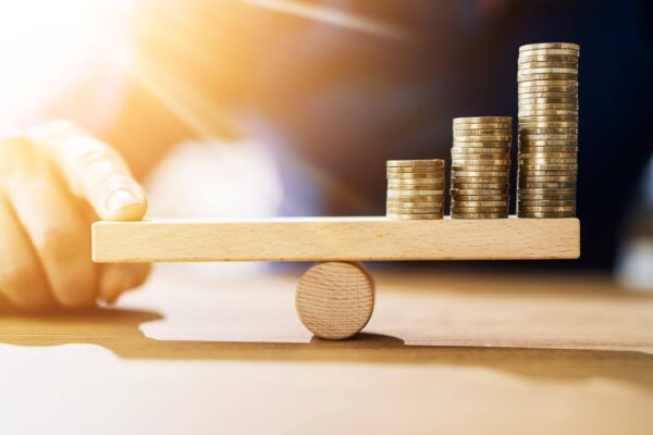الفرق بين الودائع البنكية الإسلامية والتقليدية