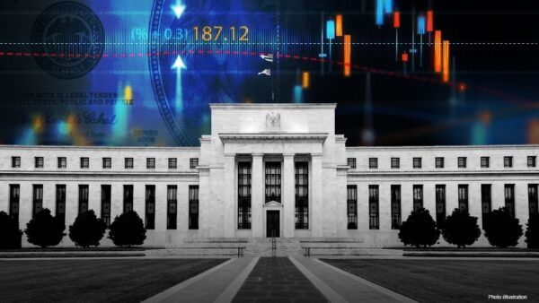 الفيدرالي يرفع الفائدة والتضخم يربك الأسواق الأمريكية